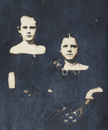 Leila and Mary Curtis